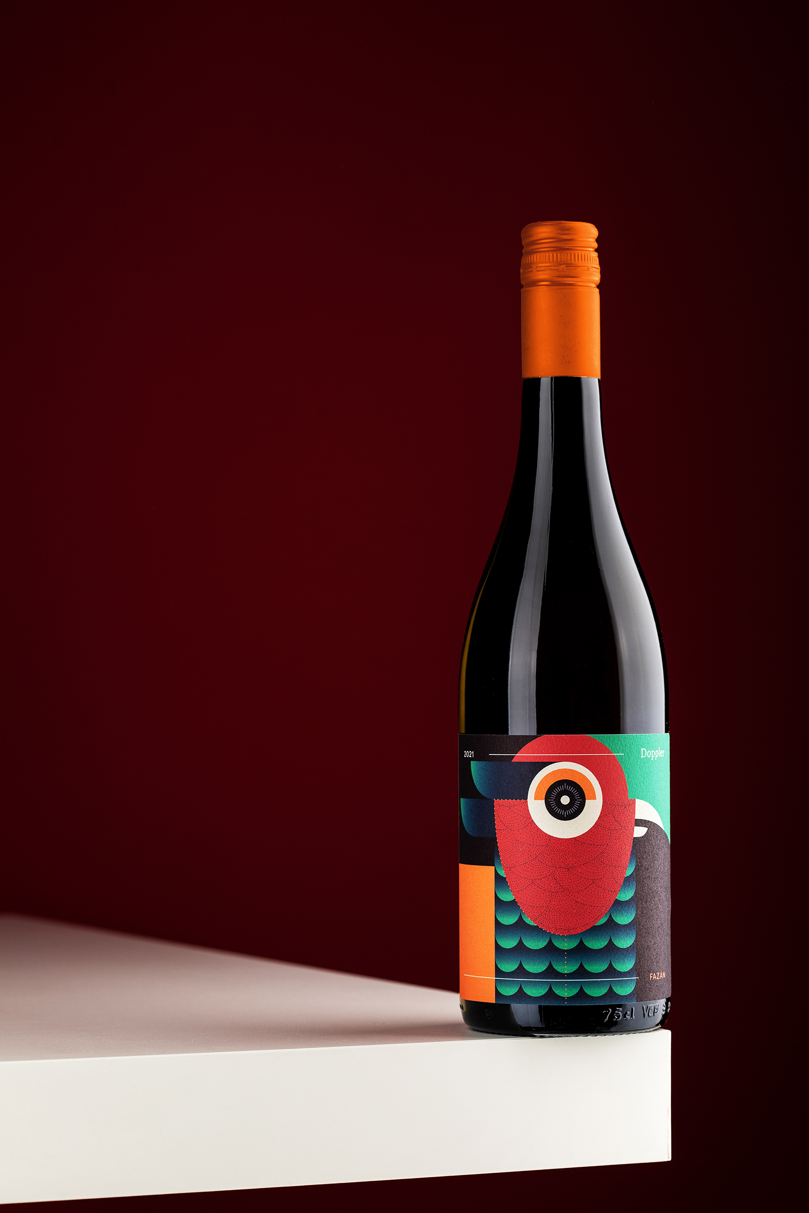 明亮清新的葡萄酒创意包装设计(图2)
